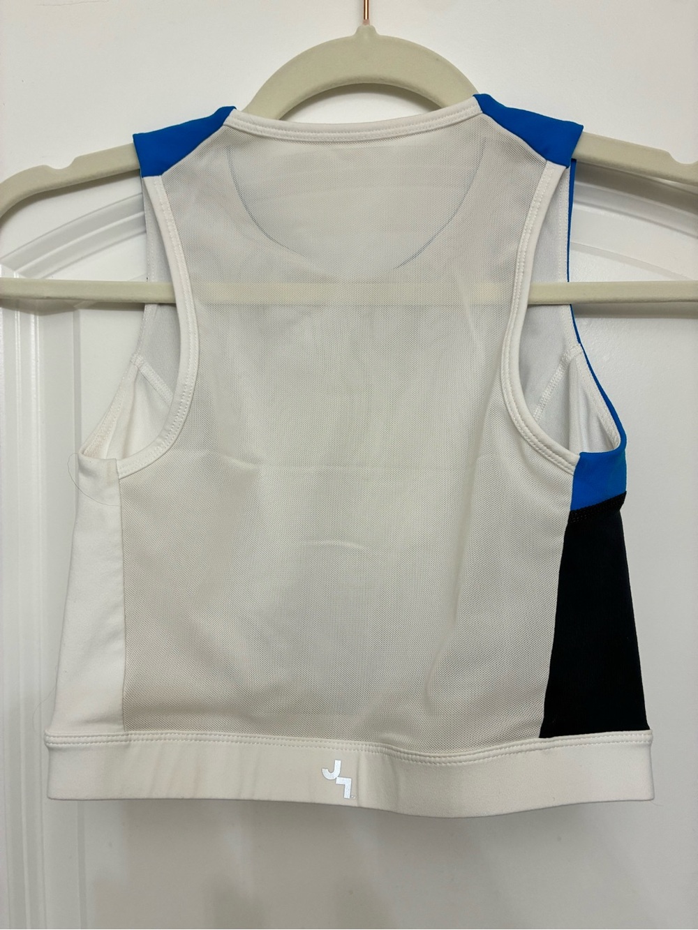 Colorblock Cropped Tank Top - Picture 2 of 4